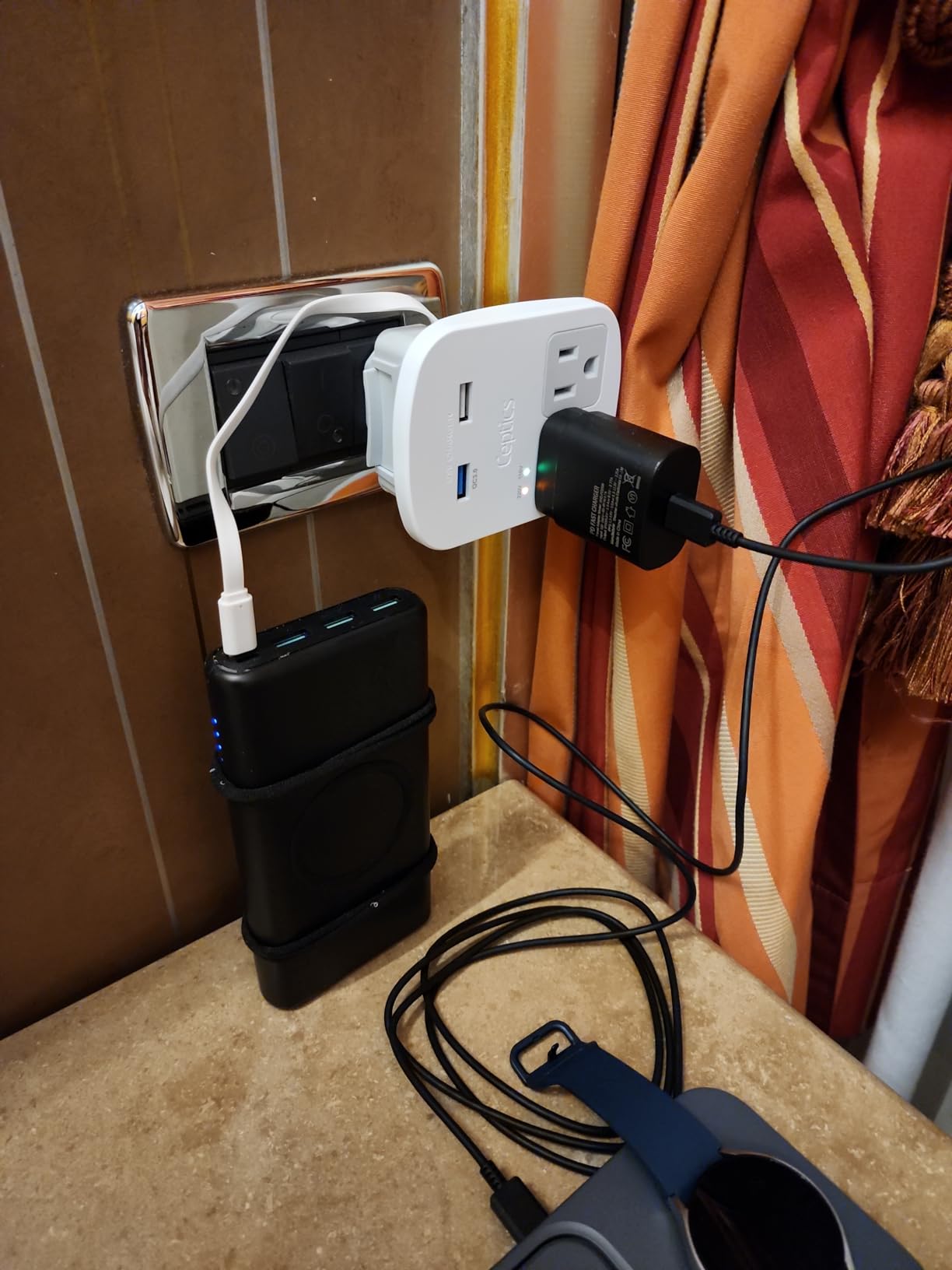 Ceptics 20W European Travel Plug Adapter, 2 USA Outlets, USB-C & USB-A customer photo 1