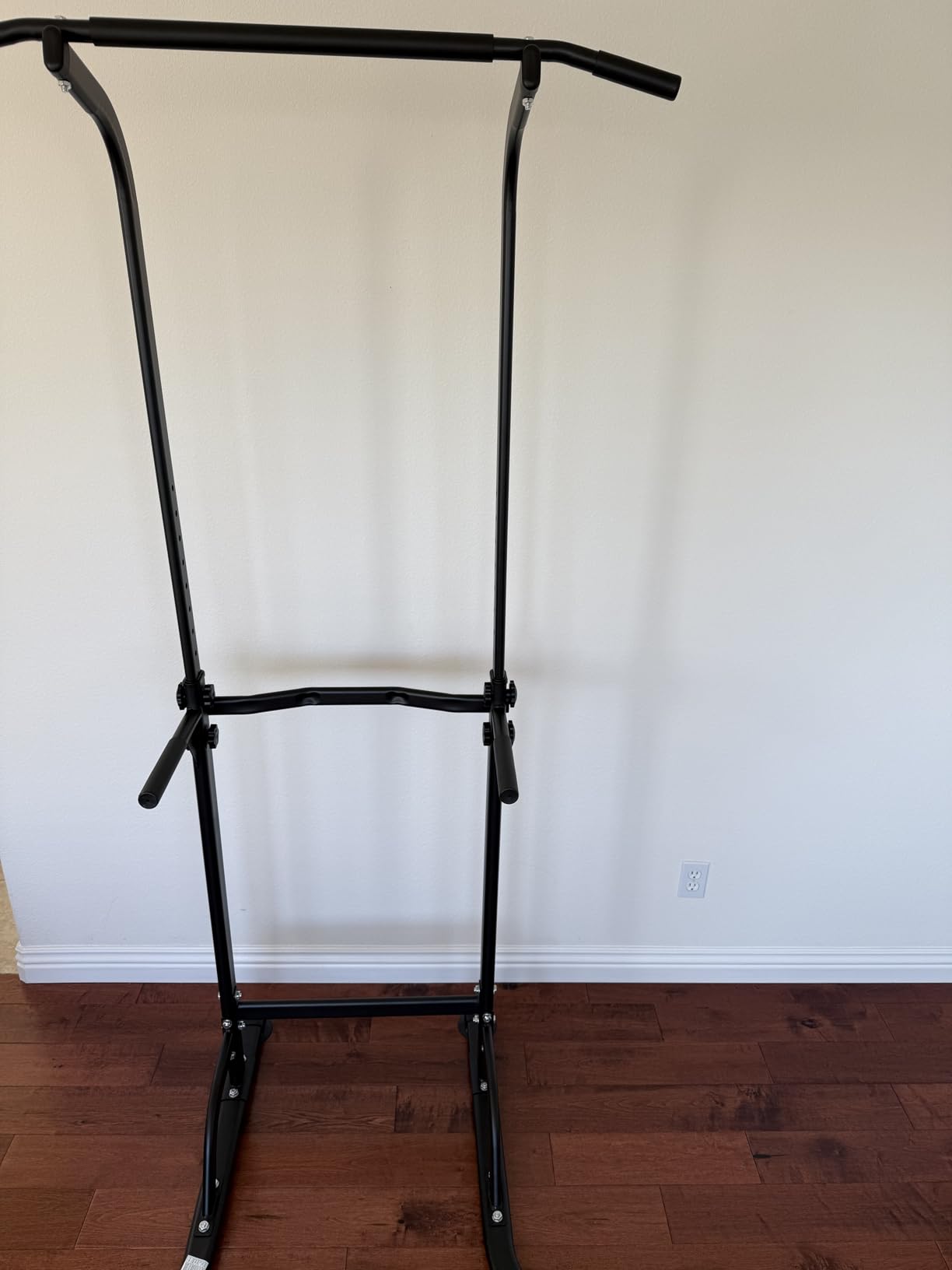 SogesPower Power Tower Dip Station Pull Up Bar Station for Home Gym customer photo 2