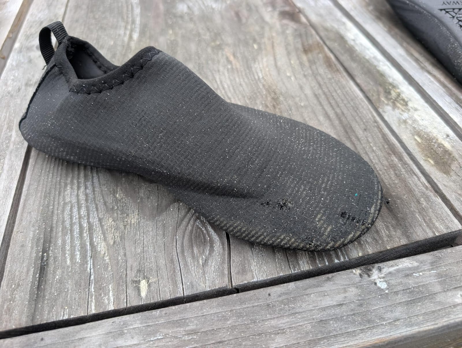SEEKWAY Water Shoes Quick-Dry Aqua Socks Barefoot Slip-on for Beach Pool Swim River Yoga Lake Surf Women Men Black SK001 customer photo 2