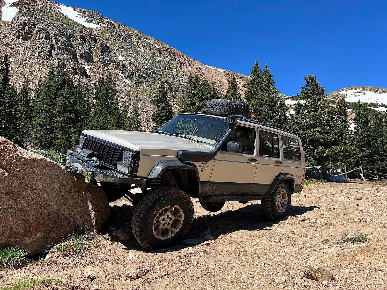 Rugged Ridge | AmFib Snorkel Ram Inlet | 17756.37 | Fits Rugged Ridge 17212.43 customer photo 1