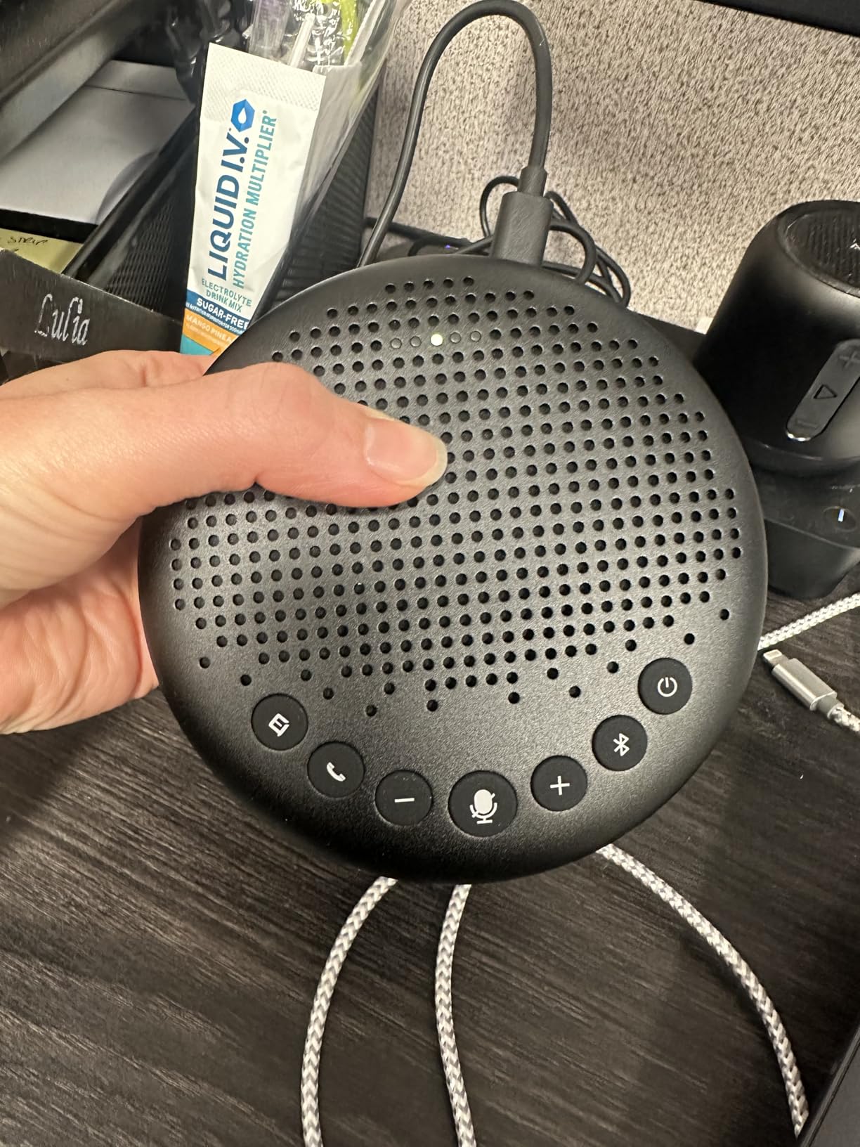EMEET Luna Conference Speaker and Microphone, 360° Voice Pickup for 8 Users customer photo 2