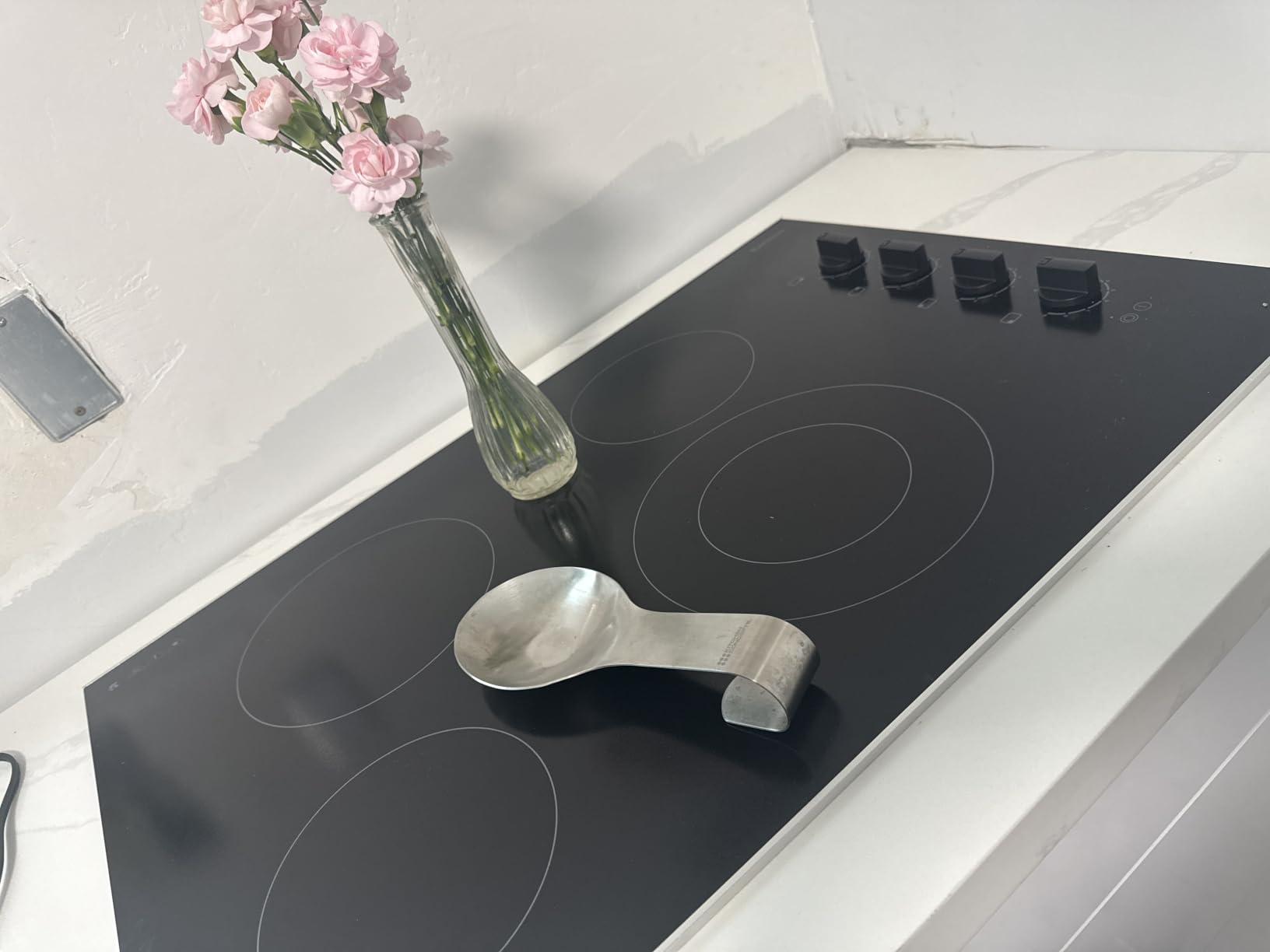 Karinear 2 Burner Electric Cooktop 12 Inch Built-in Electric Stove Top, 220v- 240v Radiant Cooktop with Residual Heat Indicator, Knob Control, Over-Temperature Protection, Hard Wire(No Plug) customer photo 2