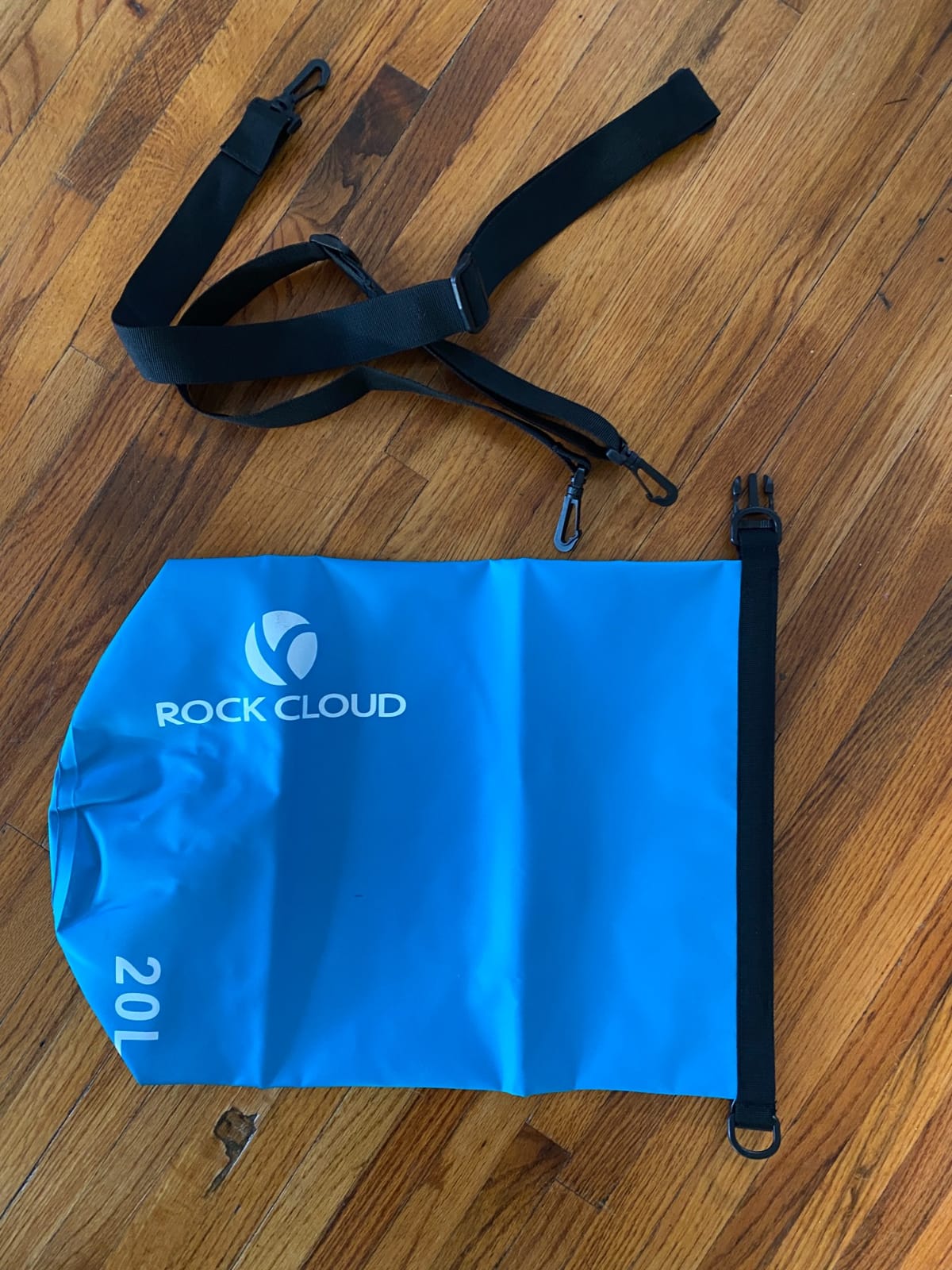 ROCK CLOUD Dry Bag Waterproof 30L Dry Sack for Kayaking Rafting Boating Beach Surfing Swimming Canoe Camping Hiking Fishing Ski, Lake Blue customer photo 2
