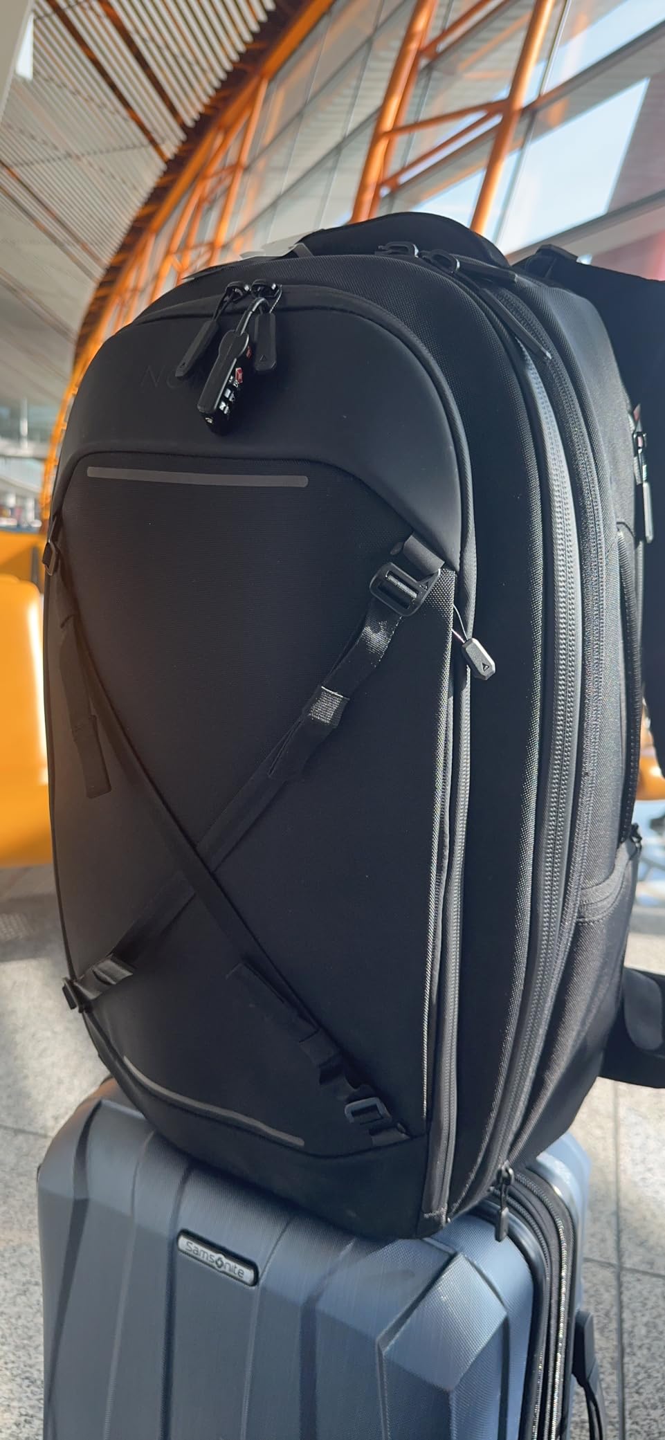 NOMATIC Navigator Travel Backpack W/ 9L Built-In Expansion - Anti-Theft Carry-On Backpack for Travel - Water Resistant Travel Pack (Black) customer photo 1