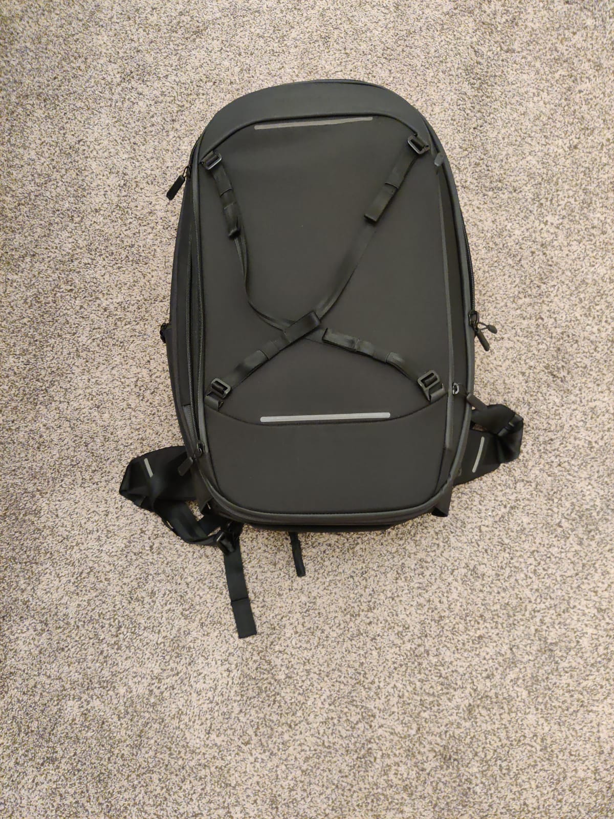 NOMATIC Navigator Travel Backpack W/ 9L Built-In Expansion - Anti-Theft Carry-On Backpack for Travel - Water Resistant Travel Pack (Black) customer photo 2