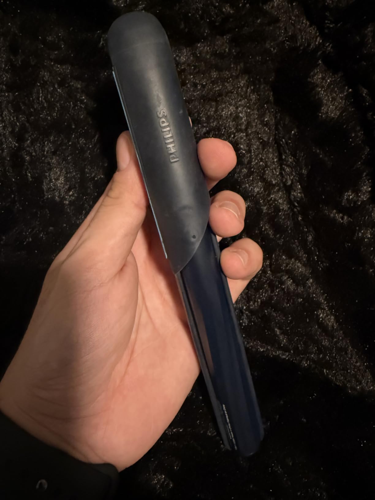 Philips One by Sonicare Battery Toothbrush, 1 Brush Head, Midnight Blue | Micro-Vibration Bristles, 2-Minute Guided Timer, Includes Travel Case, HY1100/04 customer photo 2