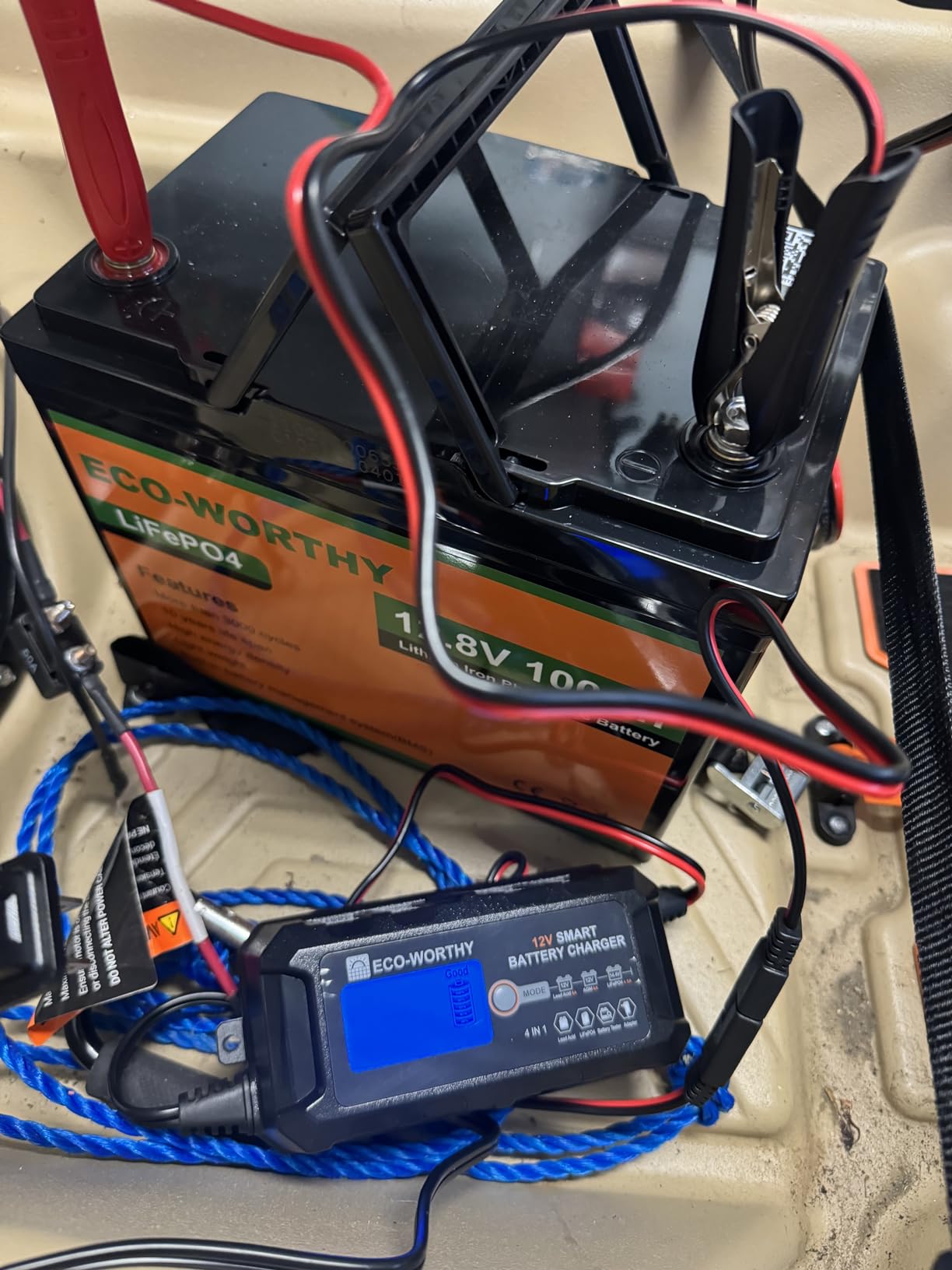 ECO-WORTHY 12V 5A Battery Charger for Lead Acid, Lithium (LiFePO4) Battery customer photo 2