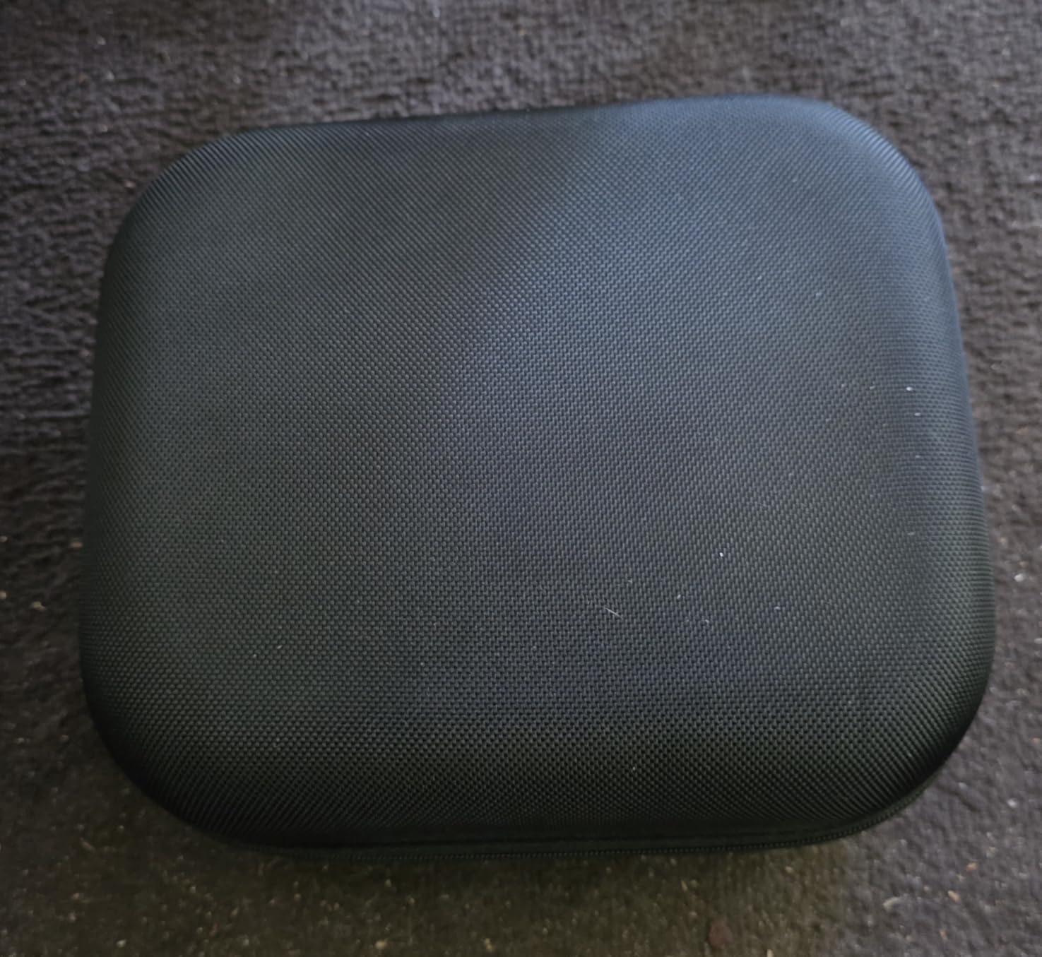 CASEMATIX Binocular Case with Impact-Absorbing Foam Interior - Hard Shell Protection, Reinforced Zippers, Comfortable Rubber Travel Handle, Accessory Bag - Binocular Cases Only customer photo 1