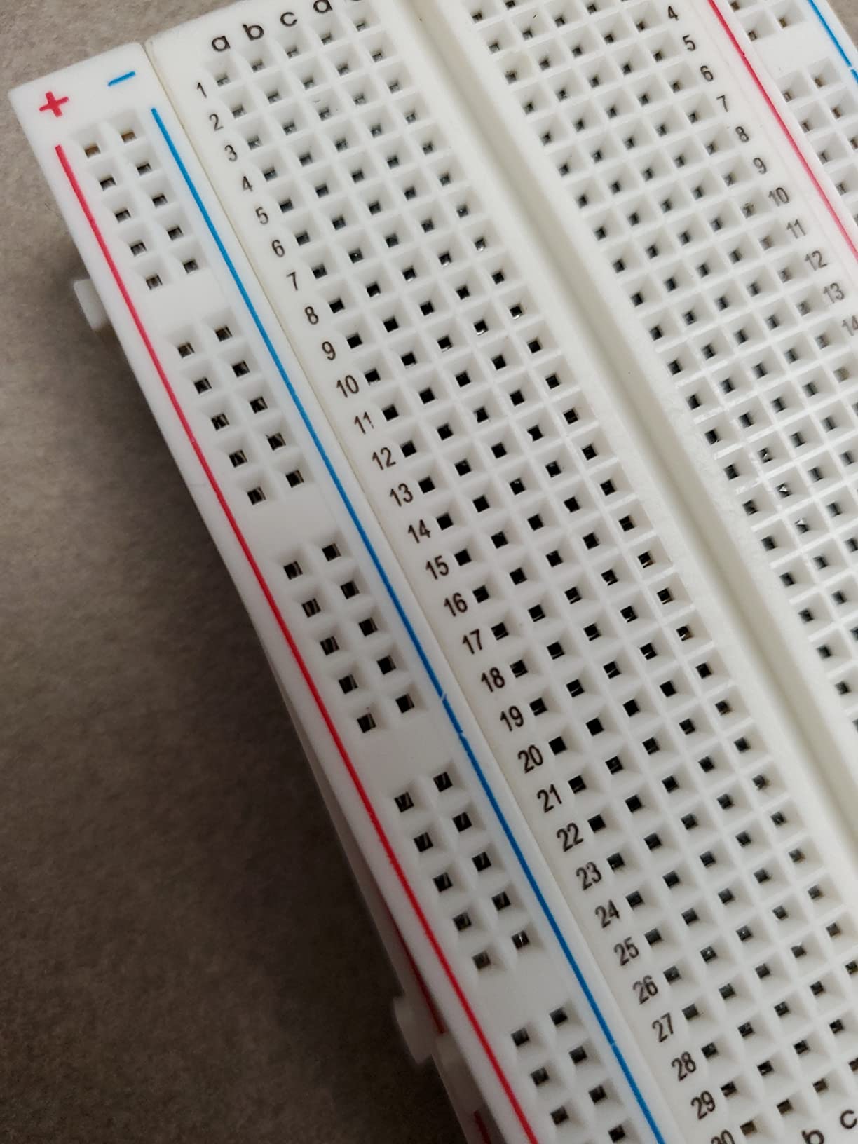 BOJACK 3 Values 130 Pcs Solderless Breadboard 4 Pcs 830 Tie Points & 400 Tie Points & 126 Pcs Flexible Breadboard Jumper Wires customer photo 1
