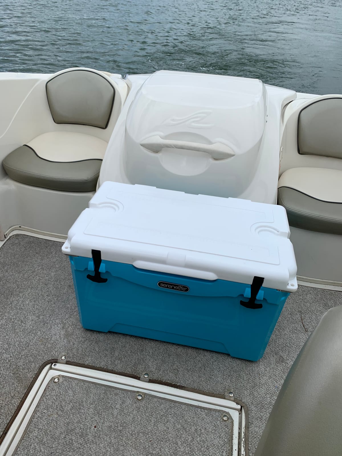 SereneLife Ultra-Tough 50 Quart Rotomolded Cooler Box, Holds Upto 64 Cans, Keeps Ice Up to 5 Days, Heavy-Duty Insulated Portable Ice Chest Box, Ideal for Camping, Beach, and Outdoor Adventures customer photo 2