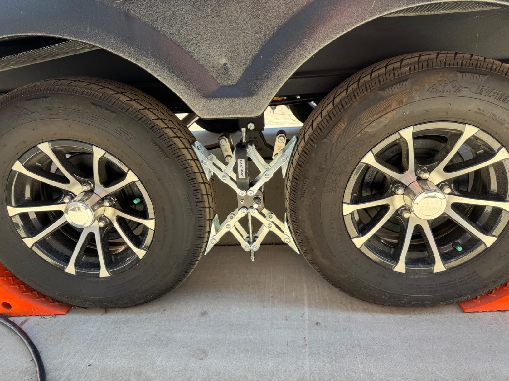 X-Shaped RV Stabilizer Wheel Chock (Allow Drill Adjust) Dual Axel RV Travel Trailer Camper Tire While Camping - 2 Pack customer photo 1