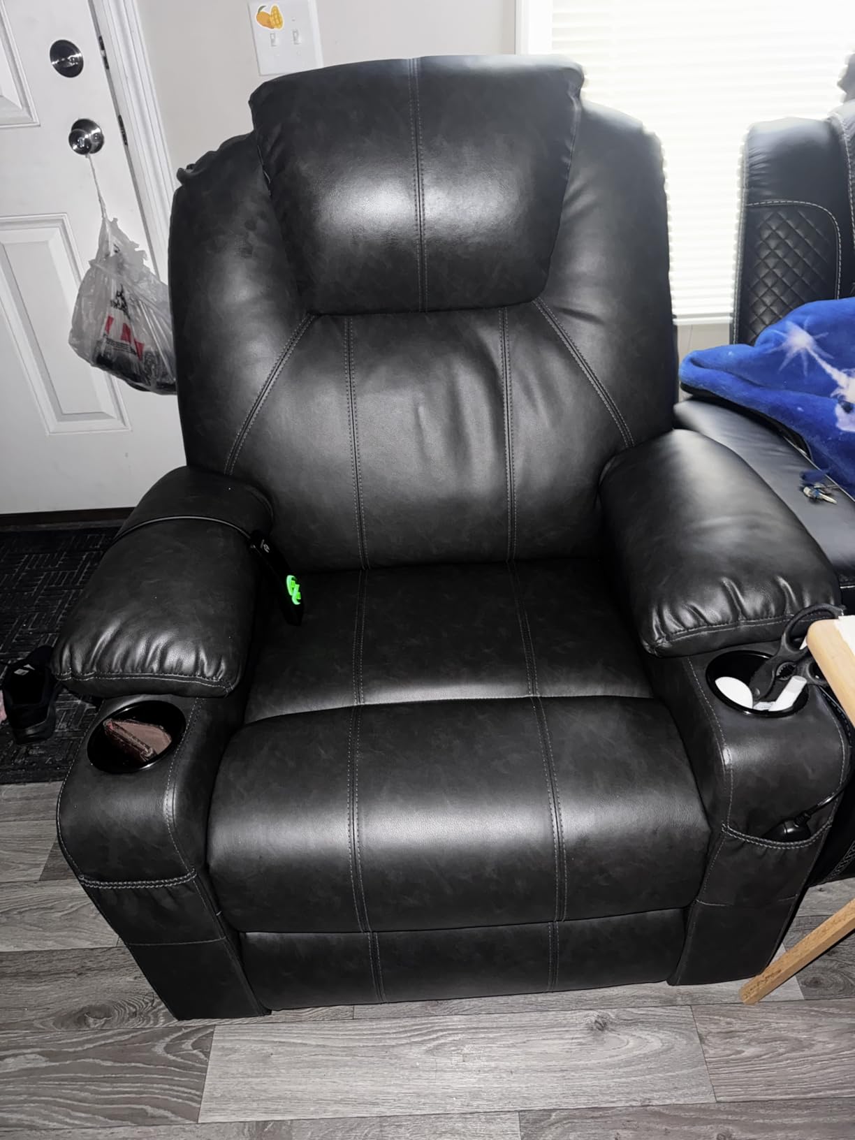MCombo Electric Power Lift Recliner Chair Sofa with Massage and Heat for Elderly, 3 Positions, 2 Side Pockets, and Cup Holders, USB Ports, Faux Leather 7040 (Grey, Medium) customer photo 2