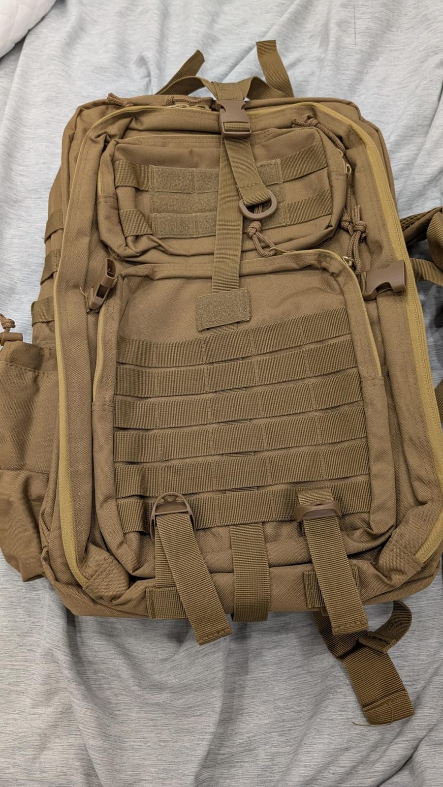 Damero Medical Tactical Backpack, Medical Supplies Bag with Top Y-Strap customer photo 1