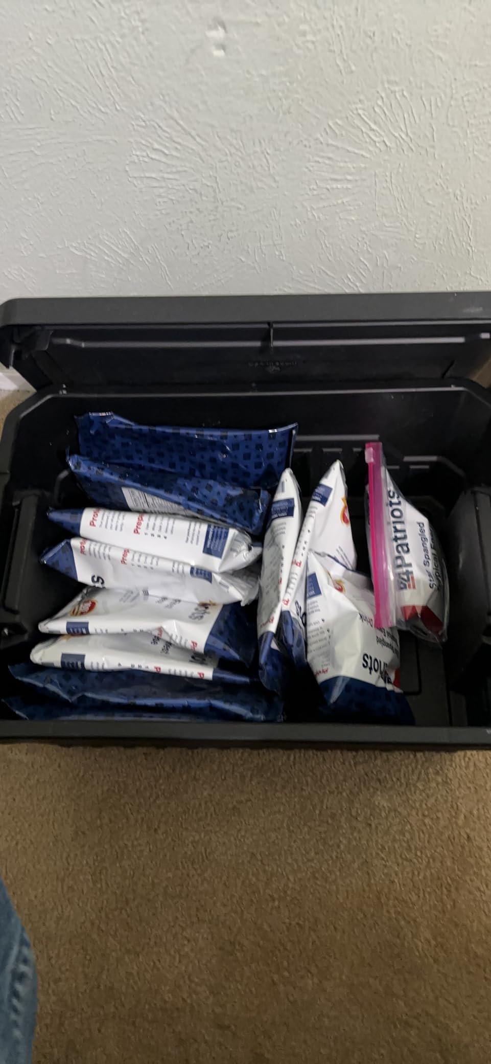 4Patriots 2-Week Survival Food Kit: Emergency Food Supply Designed to Last 25 Years, 84 Servings customer photo 1