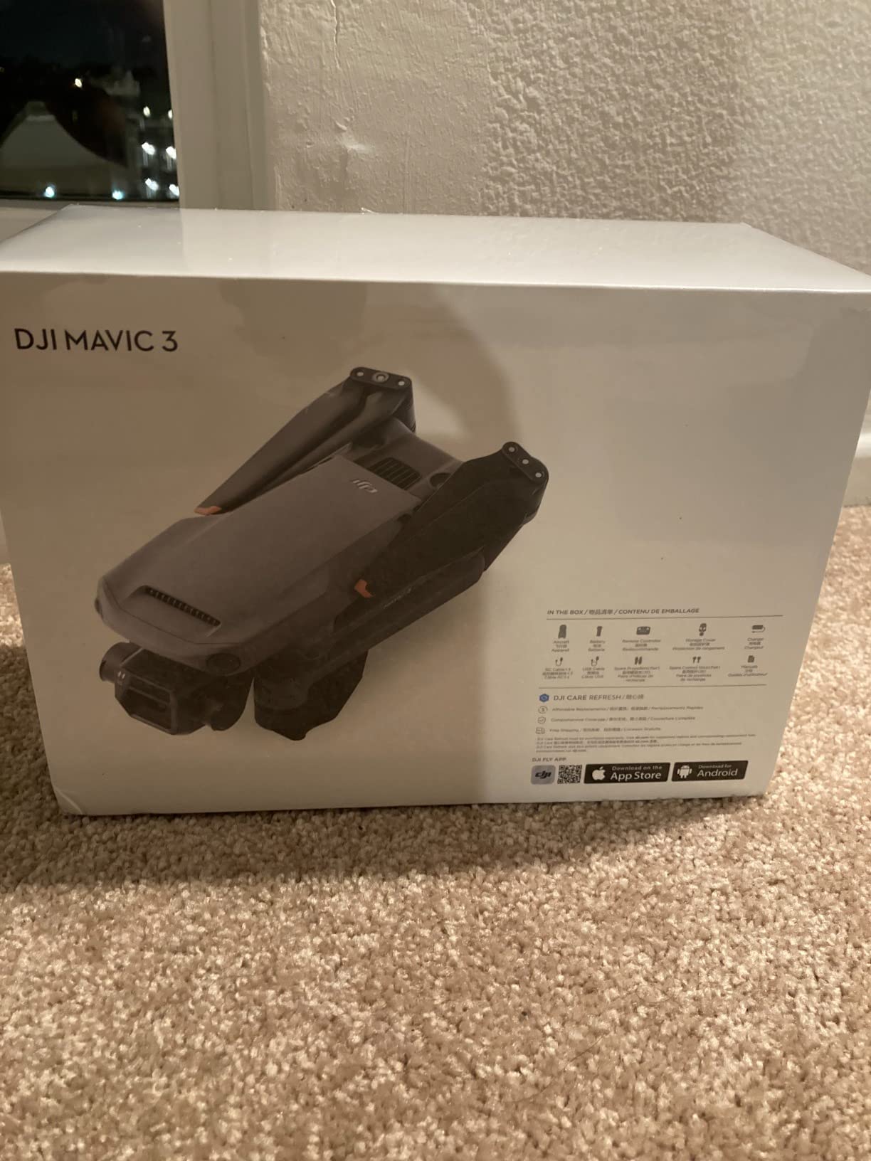DJI Mavic 3, Drone with 4/3 CMOS Hasselblad Camera, 5.1K Video, Omnidirectional Obstacle Sensing, 46 Mins Flight, Advanced Auto Return, 15km Video Transmission, FAA Remote ID Compliant, Gray customer photo 2