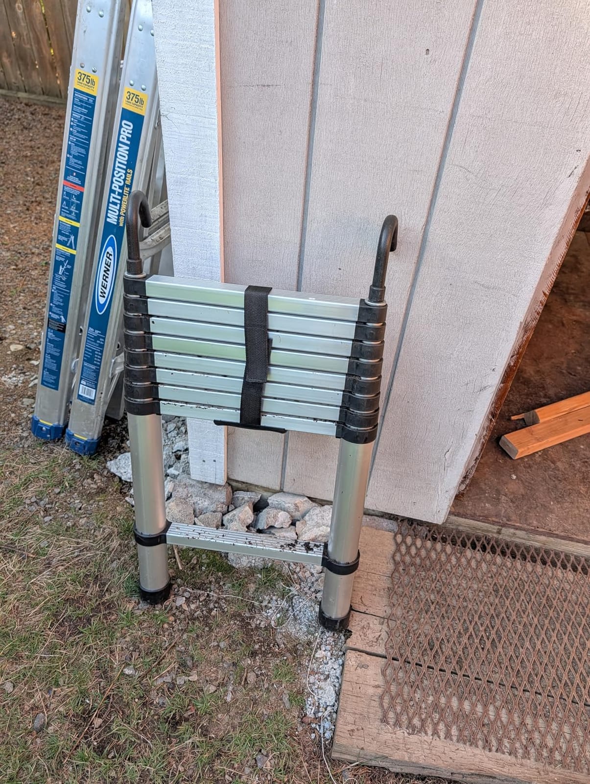 RIKADE Telescoping Ladder, 12.5 FT Aluminum Lightweight Collapsible Ladder with Detachable Top Hooks, 330 lbs Max Load, Extension Ladder for RV, Roof and Construction, Aluminum customer photo 2