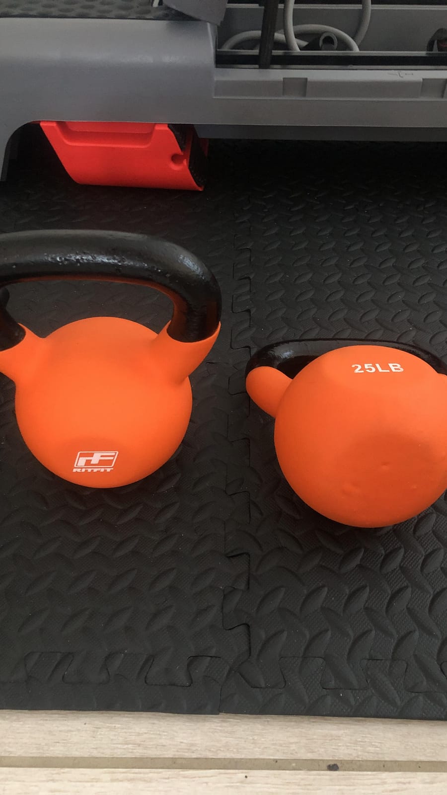 RitFit Neoprene Coated Kettlebell Weight Set, Solid Cast Iron customer photo 1