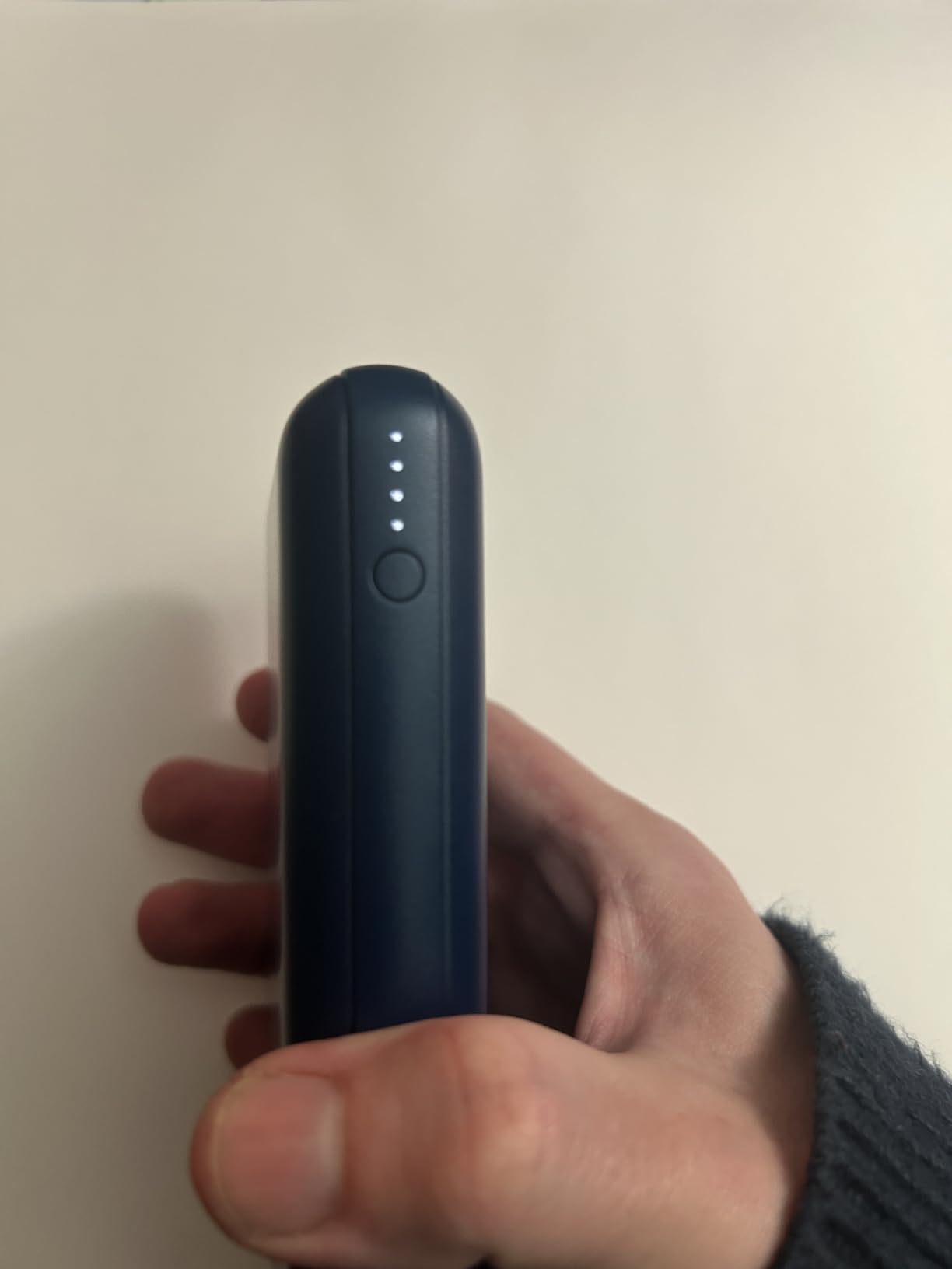 Belkin 20000mAh 15W 3 Port Power Bank, USB A to USB C Cable Included customer photo 1