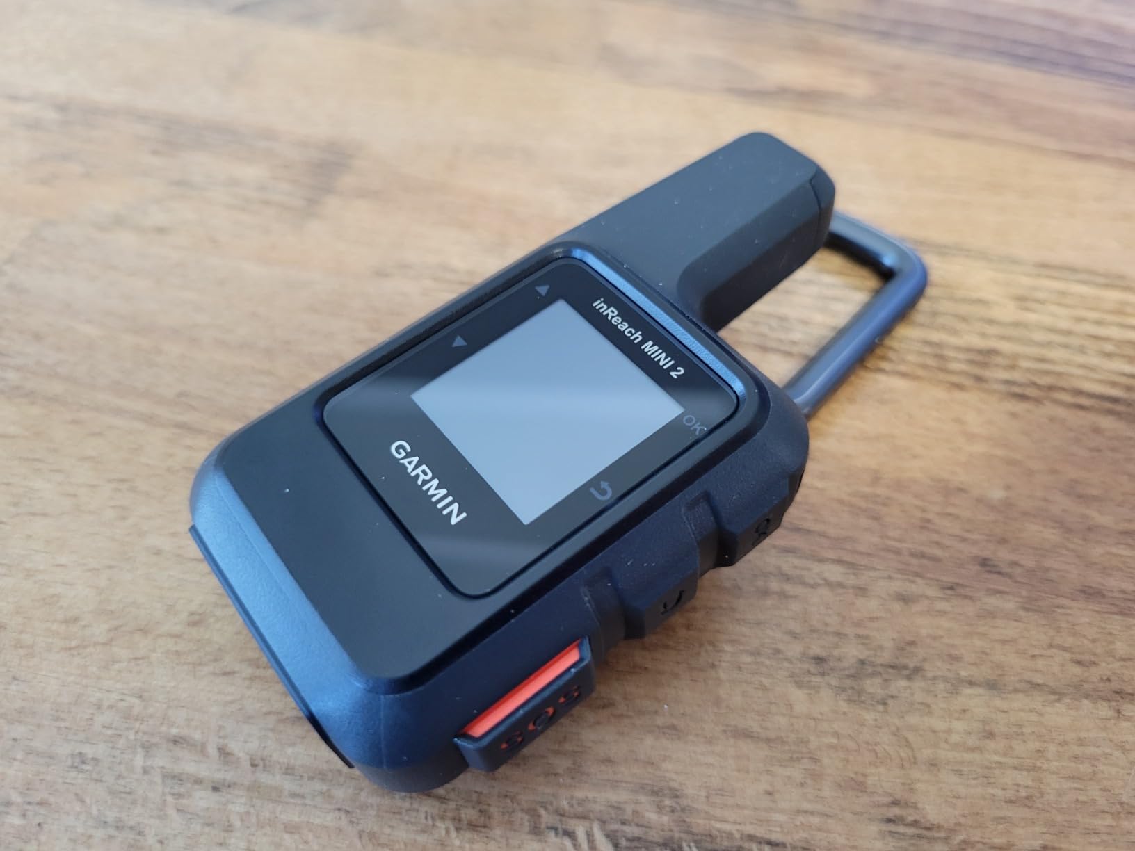 Garmin inReach Mini 2, Satellite Communicator, Black - SOS Satellite Communicator with Navigation, Two-Way Messaging Beyond Cell Service, 24/7 Garmin Response customer photo 2