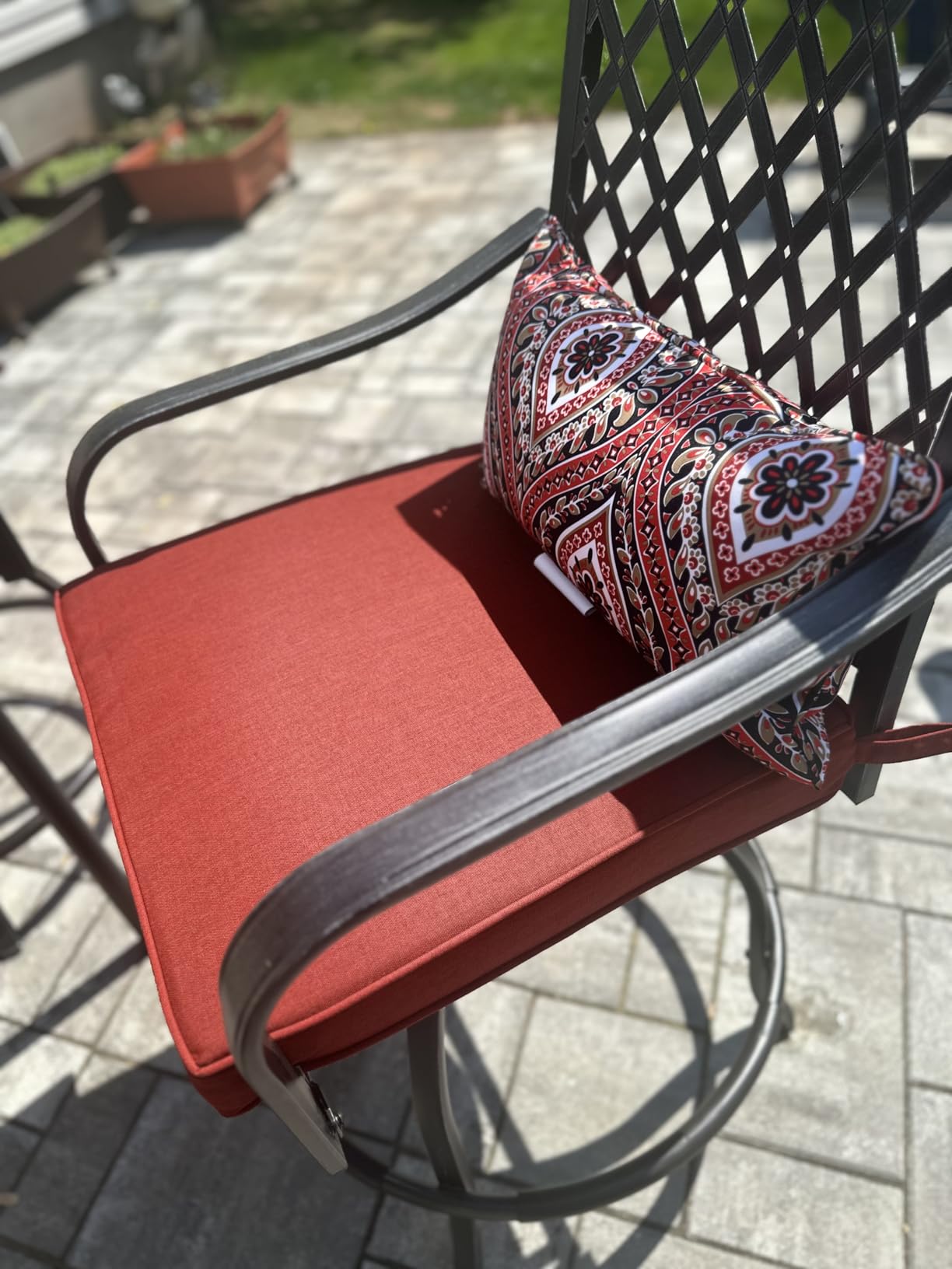 Sophia & William 5-Piece Bar Height Patio Table and Chairs, Red customer photo 2