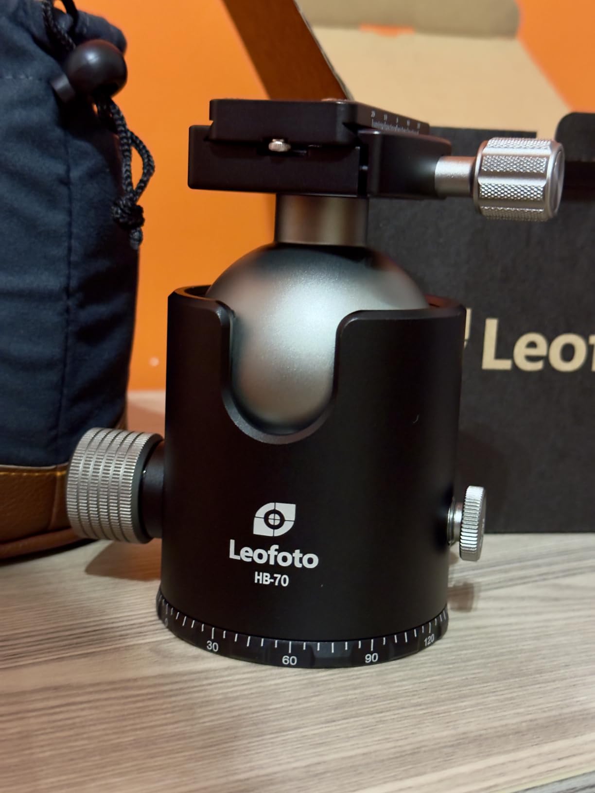 Leofoto HB-70 Heavy Duty Ball Head, 70mm Diameter Ball, Firction Control, 3/8