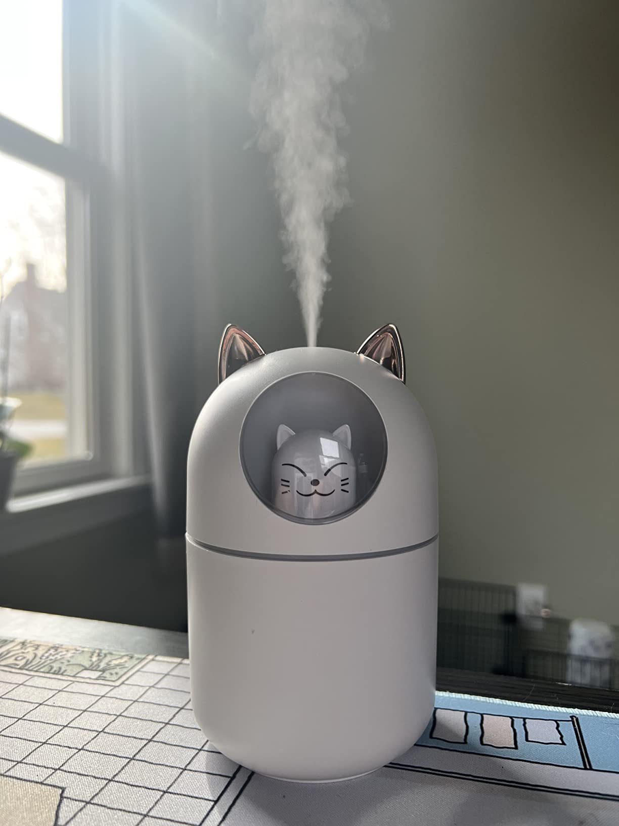 Portable Small Humidifier, 300ml Mini Cool Mist Humidifier with Night Light, USB Personal Humidifier Auto Shut-Off, Ultra-Quiet, 2 Spray Modes, Suitable for Home Office Travel(white) customer photo 1