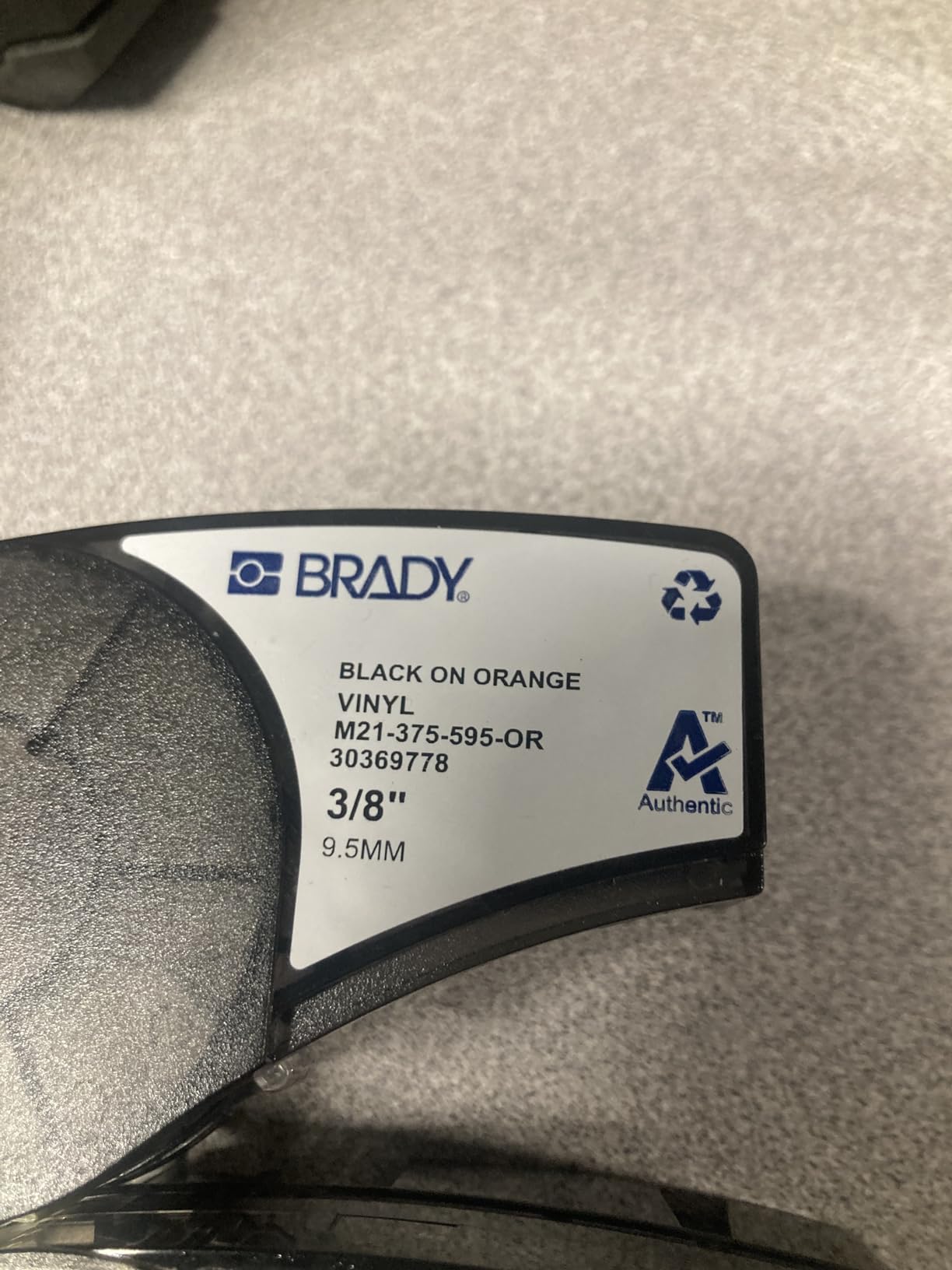 Brady M210 Portable Label Printer Kit (M210-KIT), Yellow/Black customer photo 2