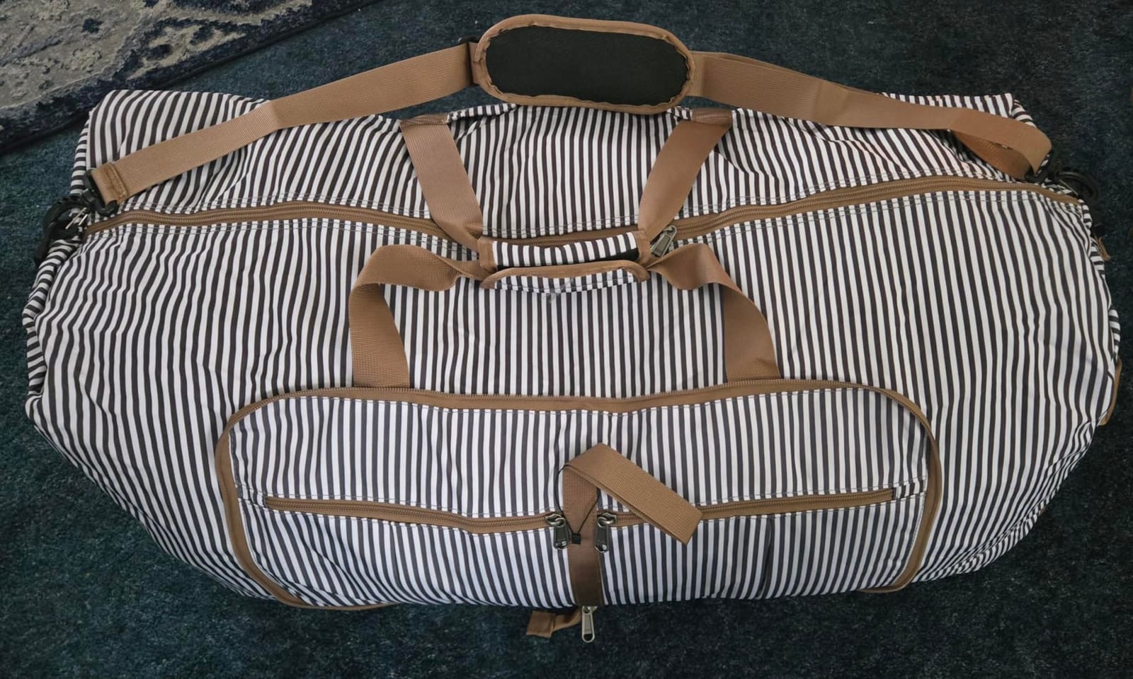 120L Foldable Collapsible Waterproof Travel Duffel Bag for Men and Women customer photo 2