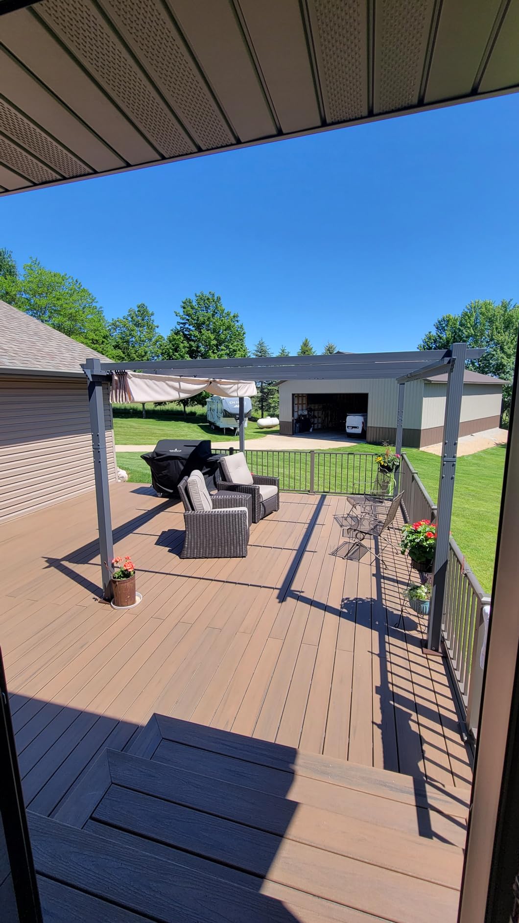 PURPLE LEAF Outdoor Pergola 12' X 16' Retractable Canopy Aluminum, Gray customer photo 1