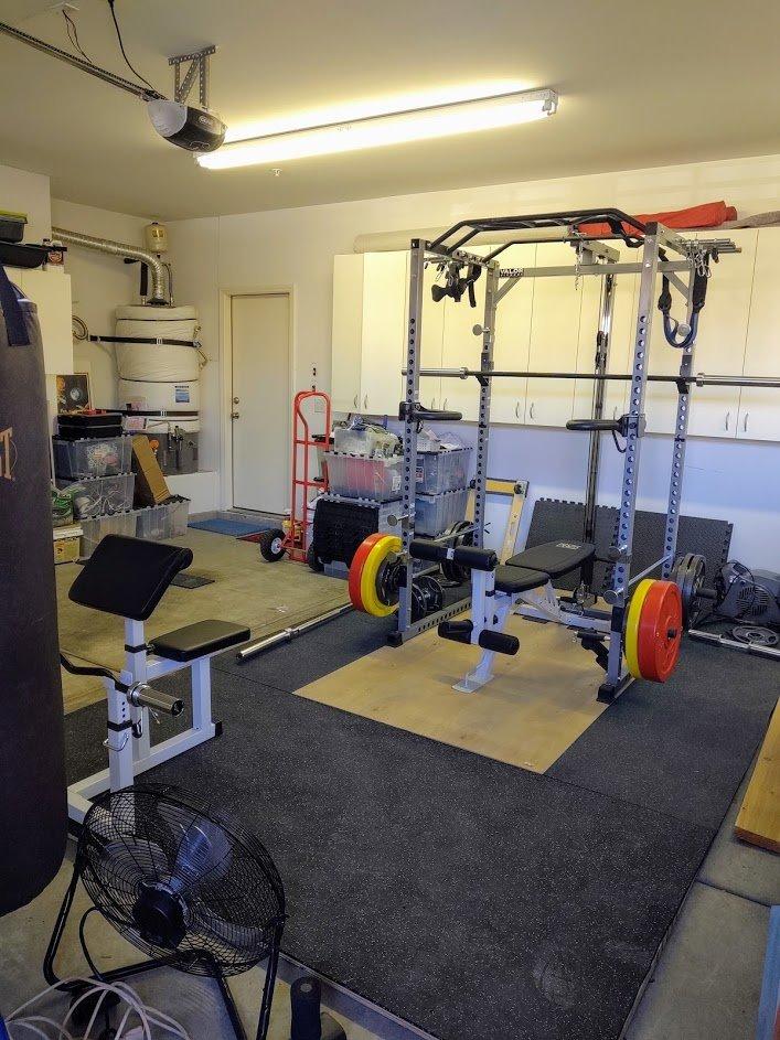 American Floor Mats 3/8in (9mm) Thick Solid Black 4' x 5' Heavy Duty Rubber Rolls, Protective Exercise Mats, Home Gym Rubber Flooring customer photo 1