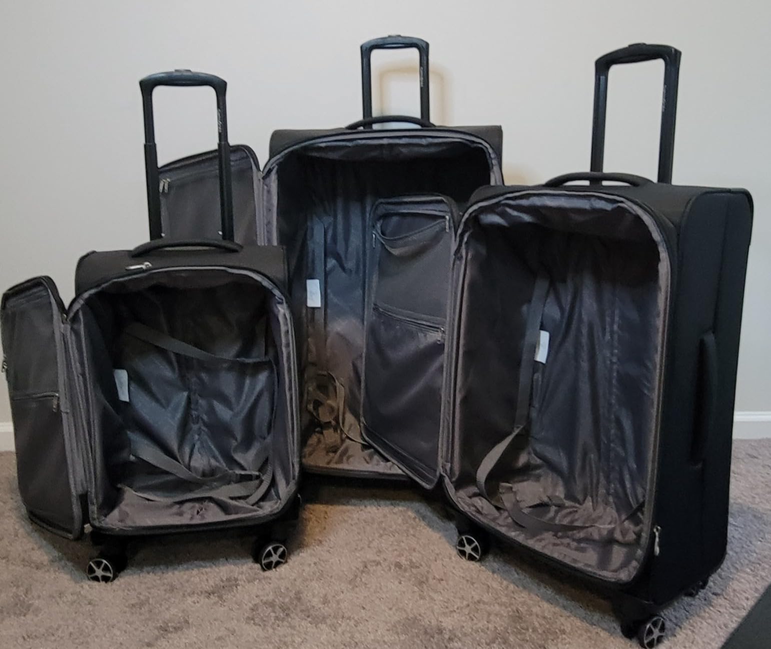 Samsonite Saire LTE Softside Expandable Luggage with Spinner Wheels, Black, 3-Piece Set (Carry On/Medium/Large) customer photo 2
