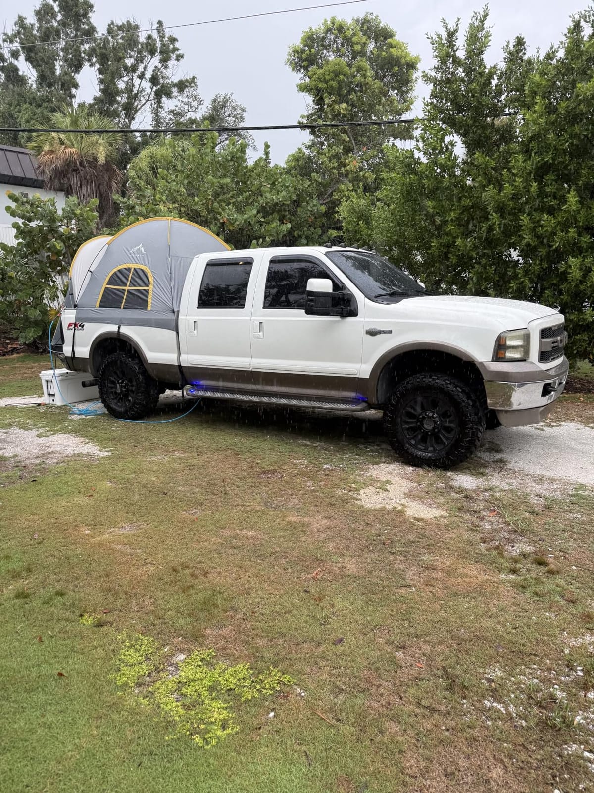 GoHimal Pickup Truck Bed Tent, 5.5-6.0FT Truck Tent for Camping (Gray) | Portable,Double Layer,Waterproof PU2000mm customer photo 2