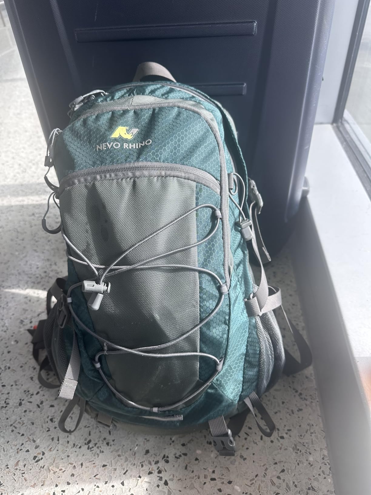 N NEVO RHINO Hiking Backpack,20L Waterproof Hiking Outdoor Daypack customer photo 1