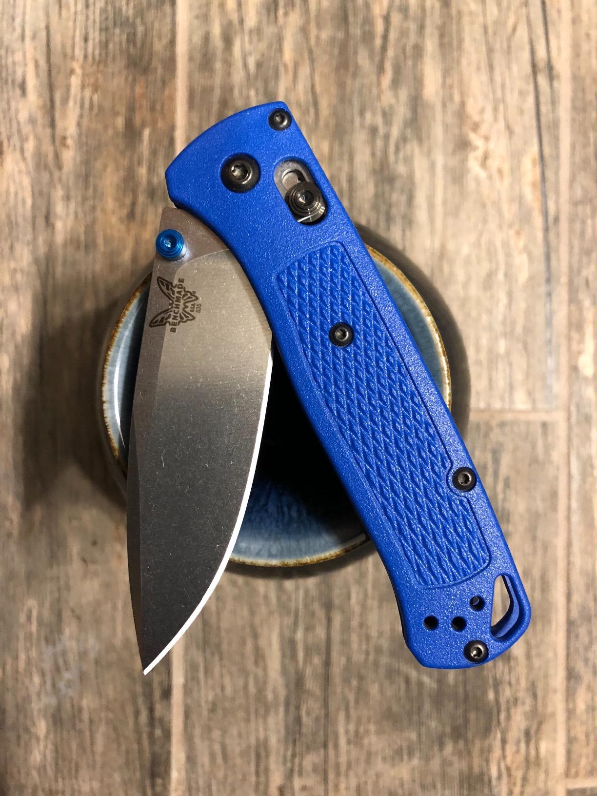 Benchmade Bugout EDC Knife, S30V Steel Blade (535BK-08) | Storm Gray Grivory handle, Drop-Point blade customer photo 1