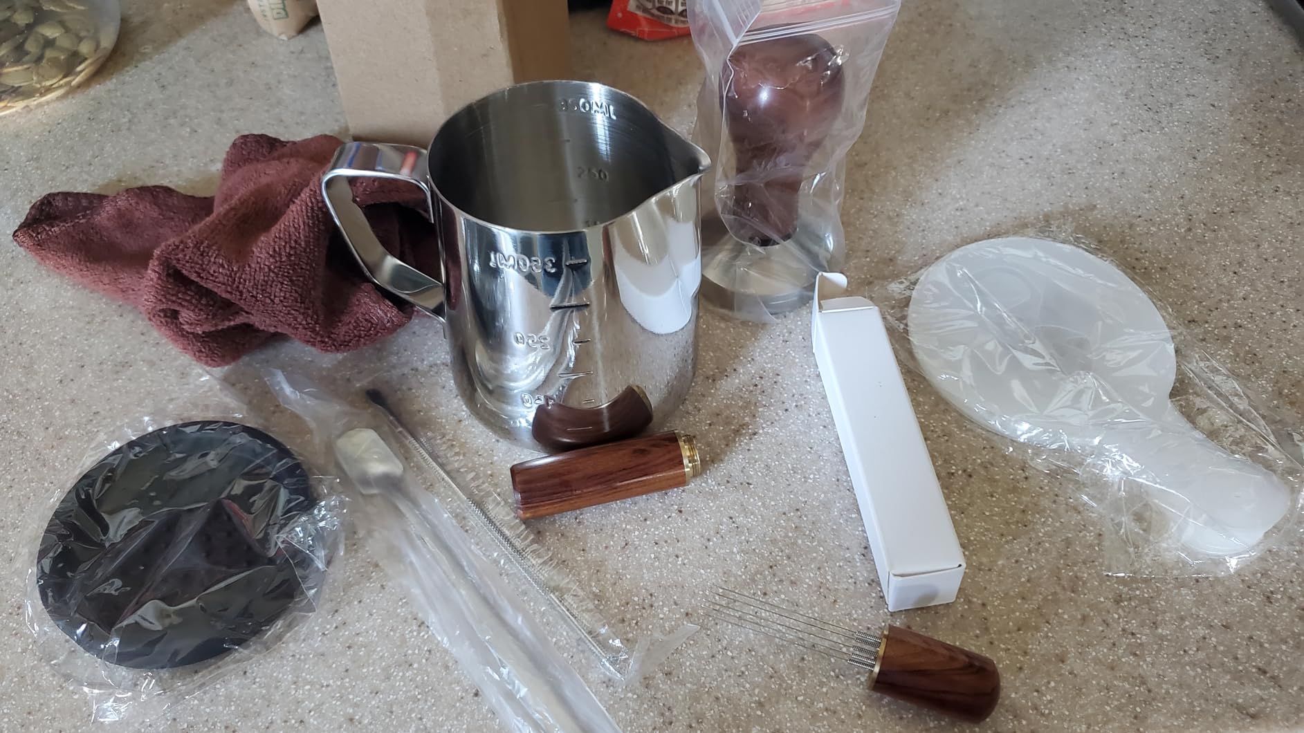 Y-Step 23 PCS Coffee Tamper Set, Espresso Accessories Kit Barista Kit, with Espresso Tamper 51mm, Coffee Stirrer, Frothing Pitcher, Tamper Mat, Latte Art Pen, Sandalwood Tamper for Espresso Machine customer photo 2