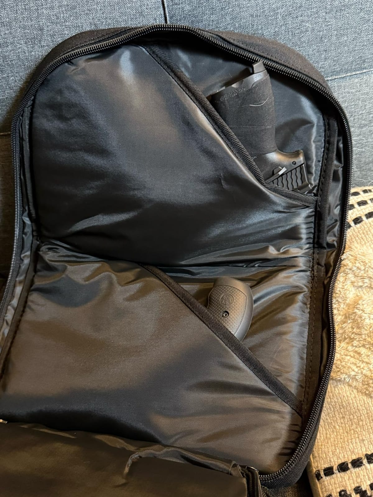Range Backpack Pistol Range Bag For Handguns And Ammo Gun Cases Pistol Bags With Lockable Explosion-Proof Zippers customer photo 2