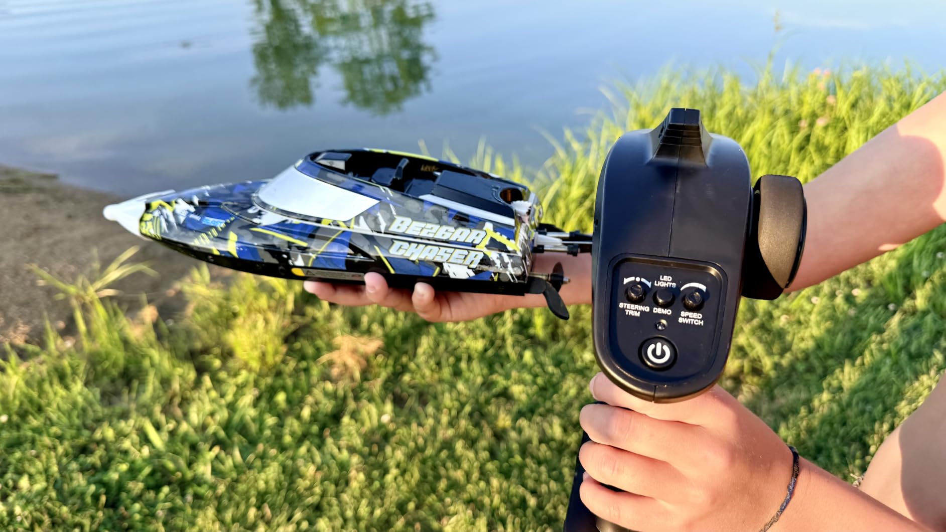 BEZGAR TX123 Remote Control Boats - Fast Speed RC Boat 32+ KPH with Suitcase customer photo 1