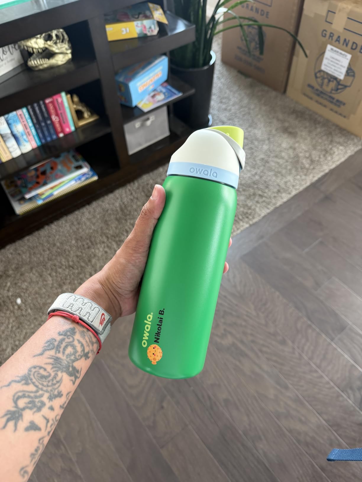 Owala FreeSip Stainless Steel Water Bottle 32 oz Iced Breeze customer photo 2