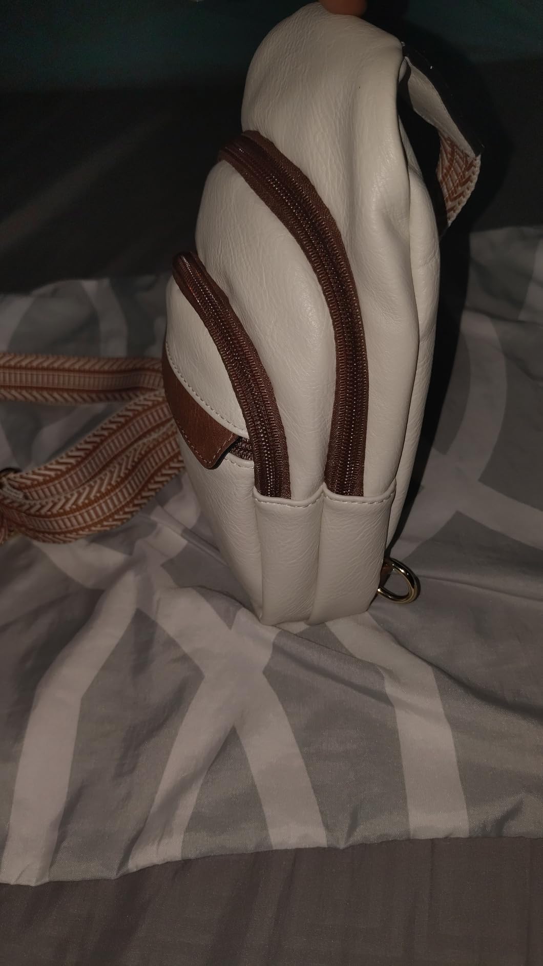 BOSTANTEN Sling Bag for Women Leather Crossbody Bags Fanny Pack Chest Bag for Travel customer photo 1
