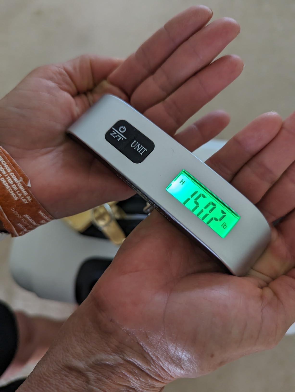 2 Pcs - silver Travel Digital Luggage Scale - Portable Baggage Scale - Suitcase Weight Scale - Ideal for Travel Scale Luggage Weight - 110LB/50KG, Includes Battery - Temperature Display Hanging Scales customer photo 1