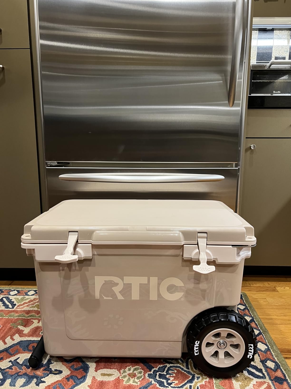 RTIC 52 QT Ultra-Light Wheeled Hard Cooler customer photo 2