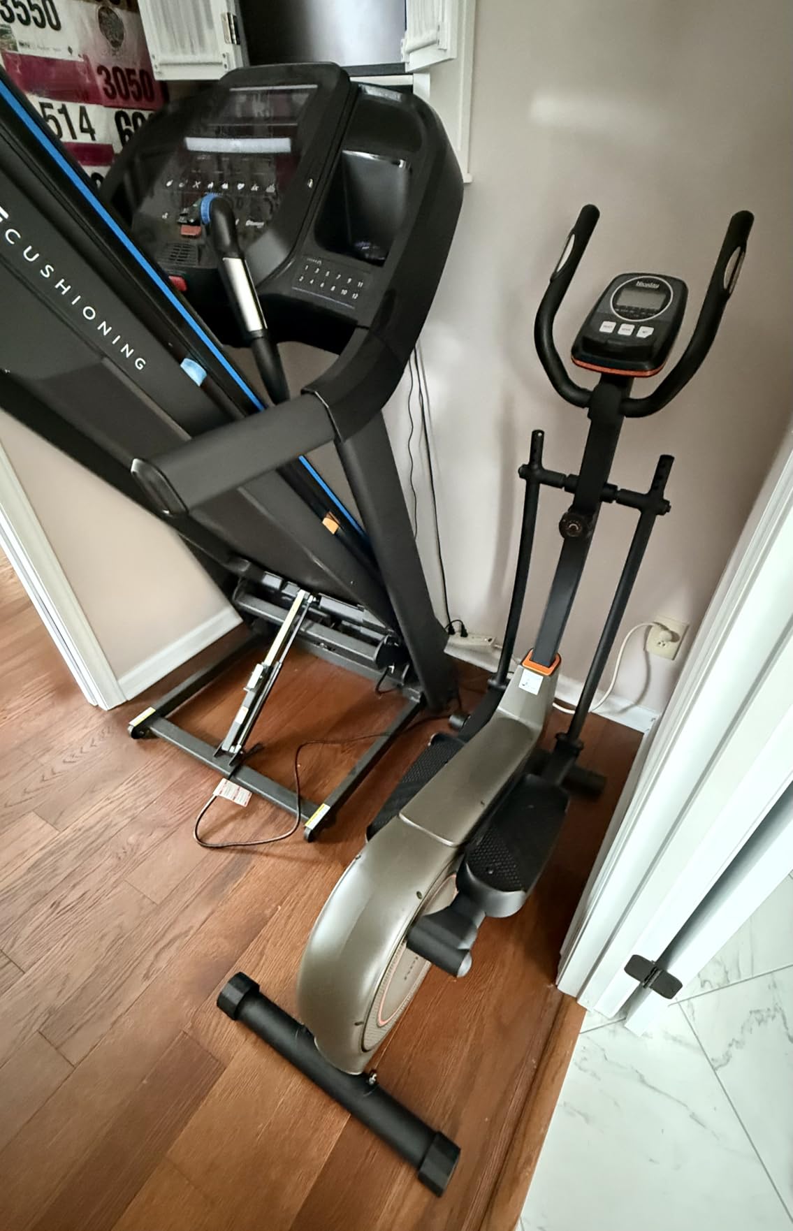 Niceday Elliptical Exercise Machine with 15.5IN/16IN/20IN Stride customer photo 2