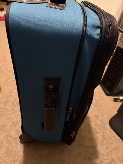 U.S. Traveler Rio Lightweight Softside Rolling Carry-on Suitcase, 2-Wheel Single, Orange customer photo 1