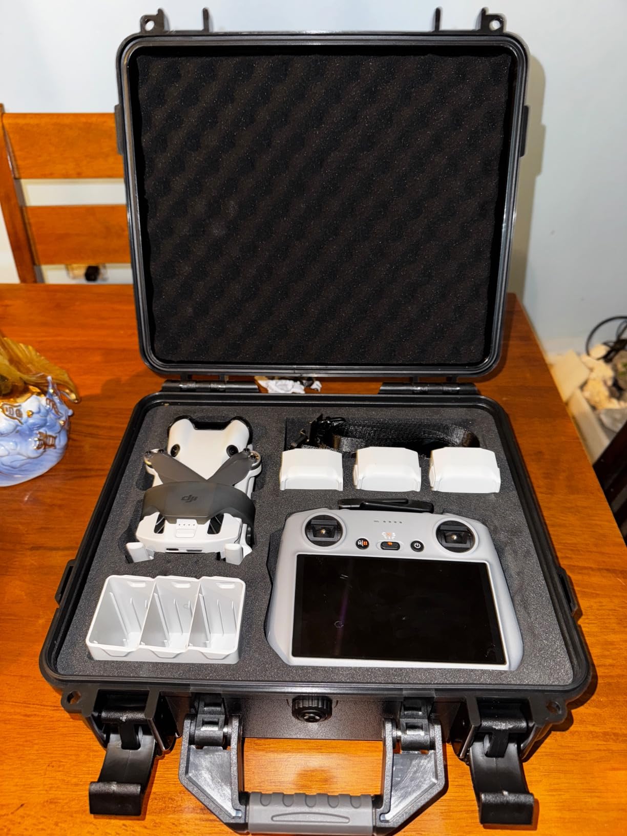 Lekufee Waterproof Hard Carrying Case for DJI Mini 4 Pro/4/3 Pro/Mini 3,Fly More Combo,DJI RC 2/RC,RC N3/2/1 Remote Controller and Accessories(Case Only) customer photo 1