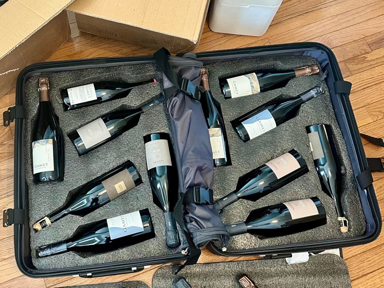 Wine Suitcase for Airplanes 12 Bottle Wine Luggage for Airplane Travel | TSA Approved Lock 360 Degree Foam Protection for Liquor Bottles Removable Foam Inserts to Keep Clothes Color Black customer photo 2