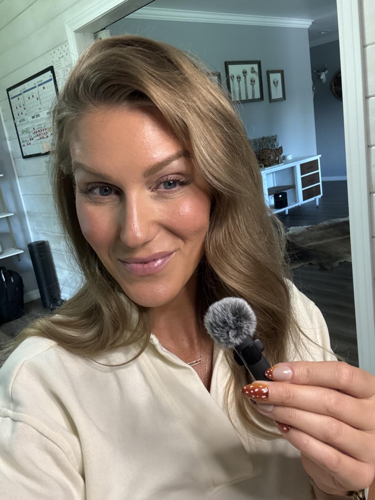 Mini Mic Pro (Latest Model – #1 Microphone for iPhone & Android, Wireless Mini Microphone, Clear Voice, Noise Cancelling, Lavalier Mic for TikTok, YouTube & Interviews customer photo 1