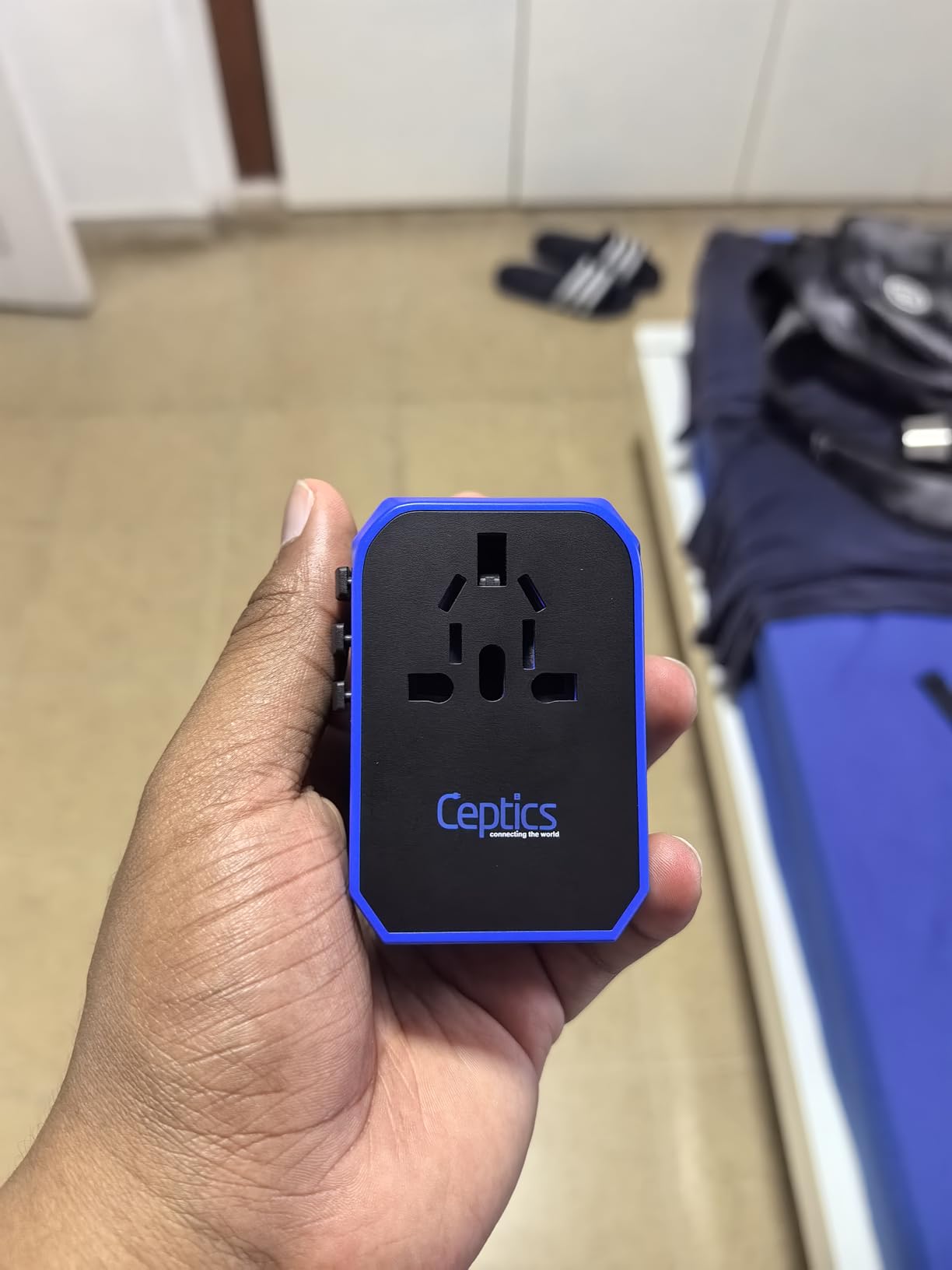 Ceptics 70W GAN Universal Travel Adapter, 2 USB-A, 3 USB-C, Universal Input | Type A, C, G & I Plugs for USA, EU, UK, AU & More, International Power Adapter, PD 70W USB-C, 6 in 1 World Travel Adapter customer photo 1