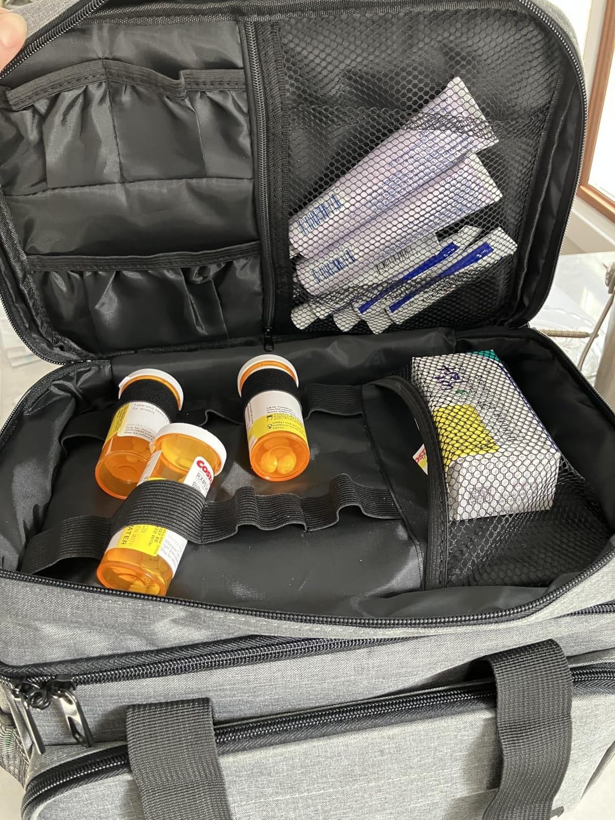 Large Medicine Storage Bag, Double Layer Pill Bottle Organizer Storage Bag with Lockable Zipper, Medication Travel Bag Carrying Case for Men Women | Dual Layer Capacity, Insulated Medicine Pocket, Medical Supplies for Home Storage, Medication Travel Case customer photo 1