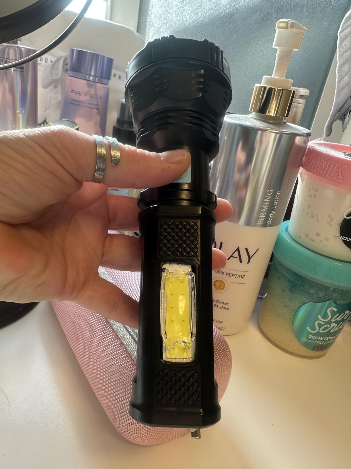 VOETIR Led Solar Flashlight, 1500 Lumens Led Solar Handheld Flashlights with IP65 Waterproof for Survival Emergencies Camping (2 Packs) customer photo 1