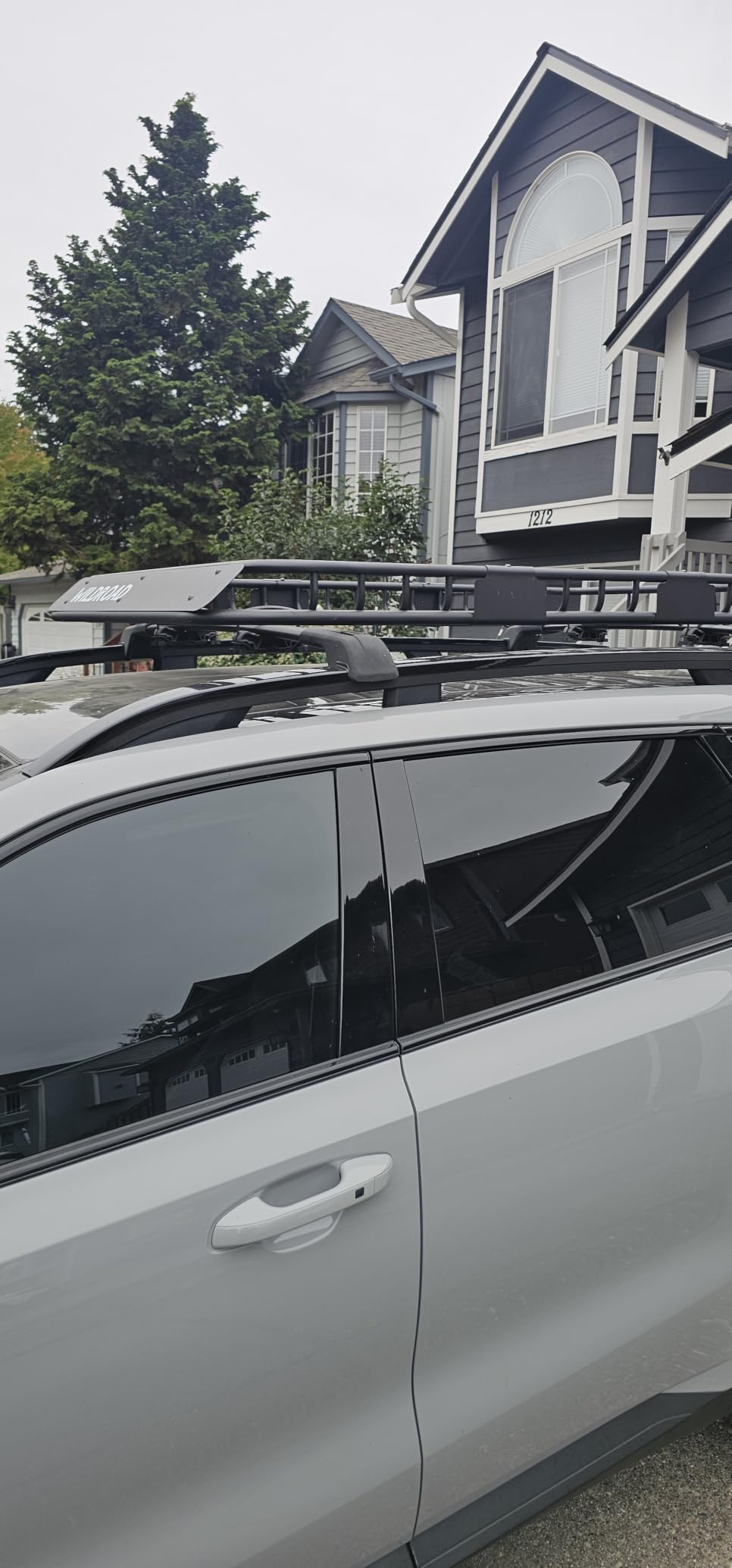KINGGERI 330lbs Roof Rack Cross Bars for Ford Explorer 2020-2026 | All Aluminum Heavy Duty Lockable customer photo 2